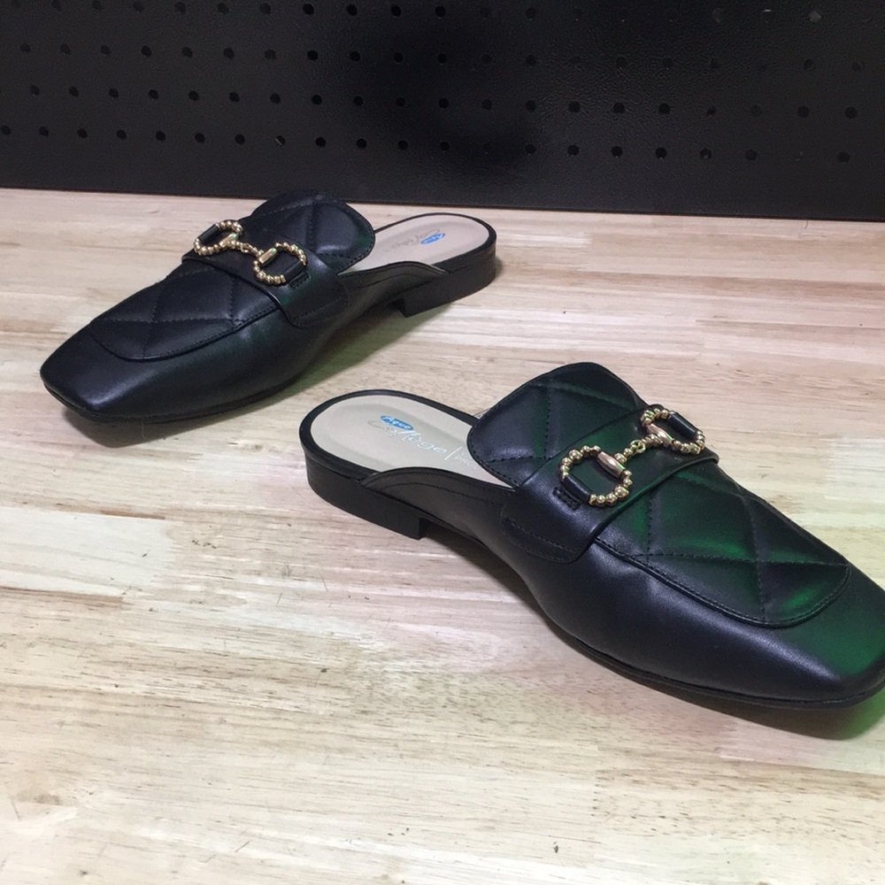 New WB Woman’s Aqua College Quilted Black Leather Slide‎ Mules with Gold Accent